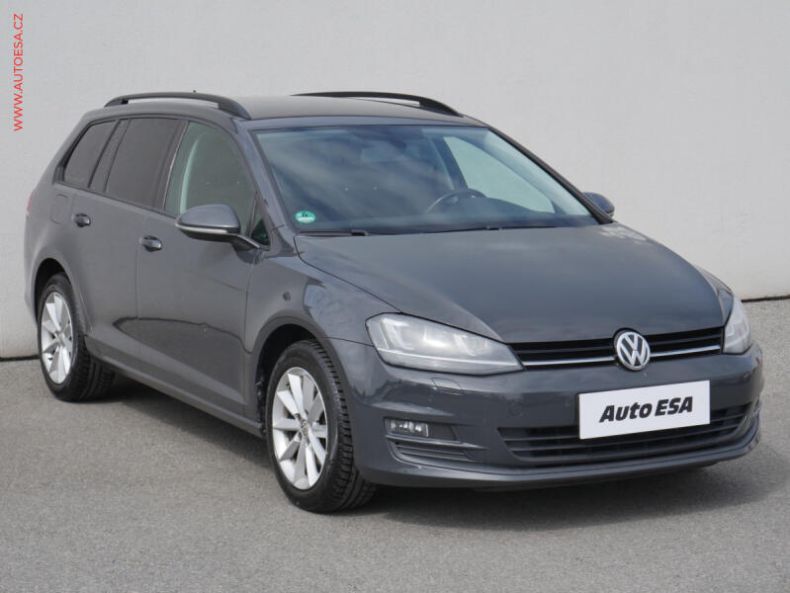 Volkswagen Golf - hlavní foto
