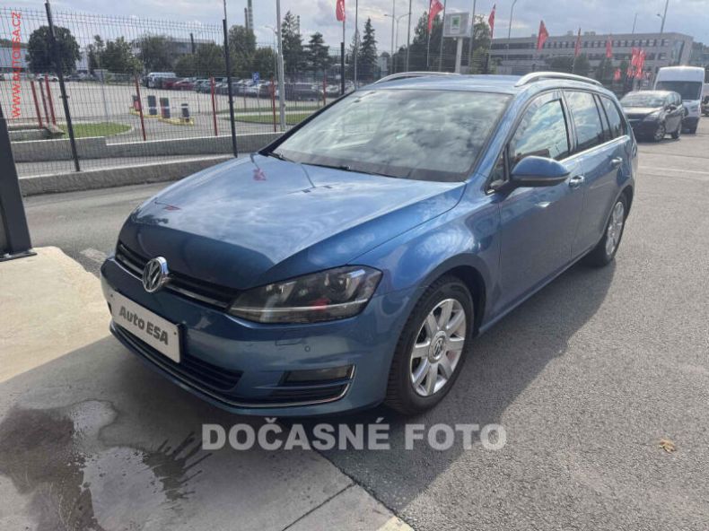 Volkswagen Golf - hlavní fotka
