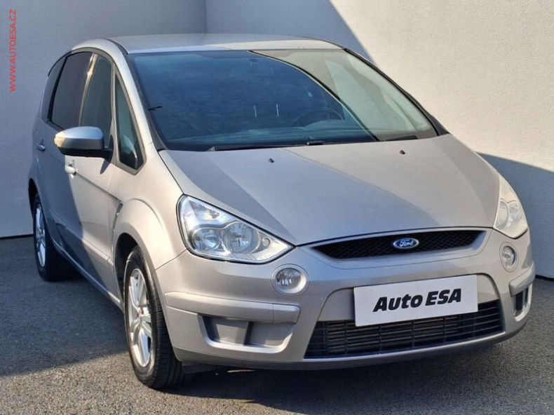 Ford S-MAX - hlavní fotka inzerátu