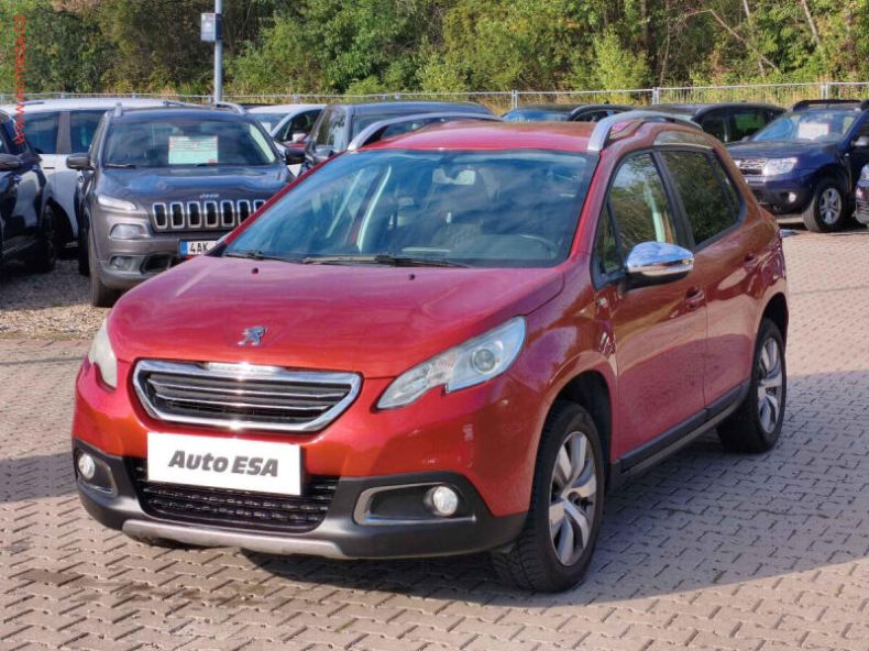 Peugeot 2008 - hlavní fotka