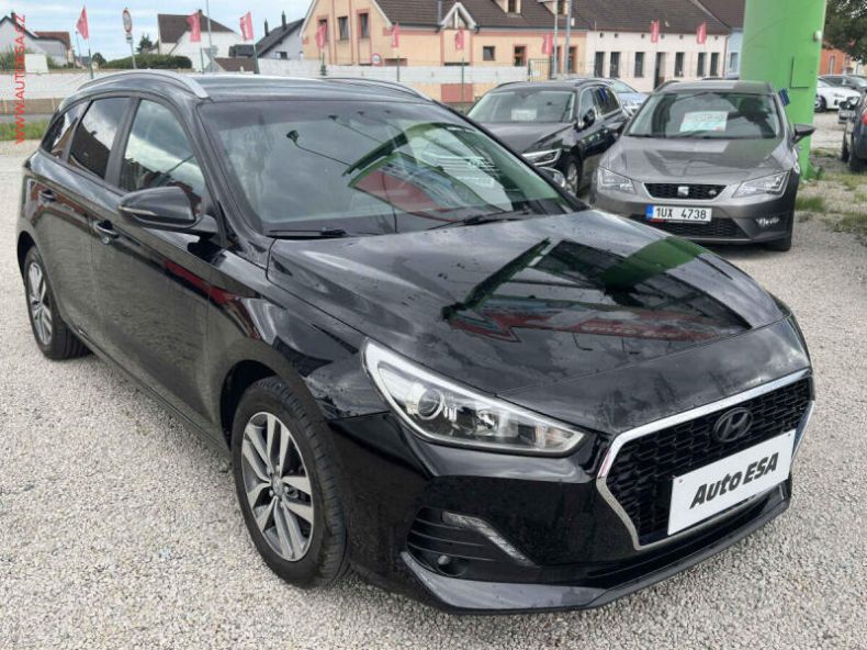 Hyundai i30 - hlavní fotka inzerátu