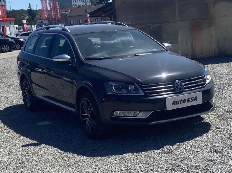 Volkswagen Passat - hlavní fotka inzerátu