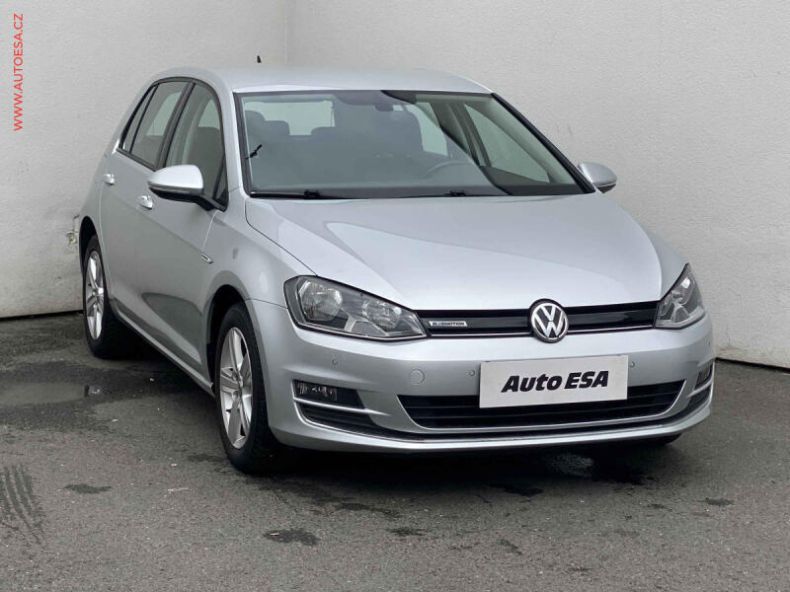 Volkswagen Golf - hlavní foto