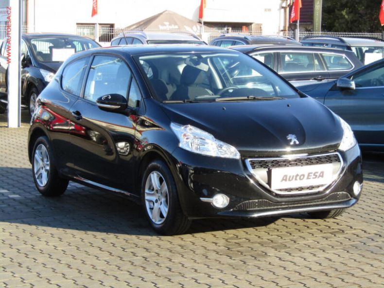 Peugeot 208 - hlavní fotka inzerátu