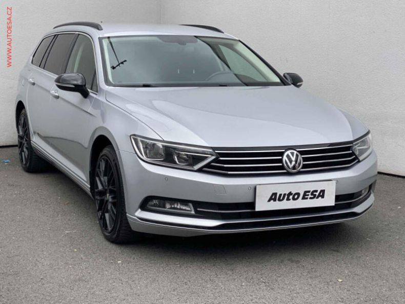 Volkswagen Passat - hlavní fotka inzerátu