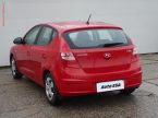 Hyundai i30 - fotka číslo 3