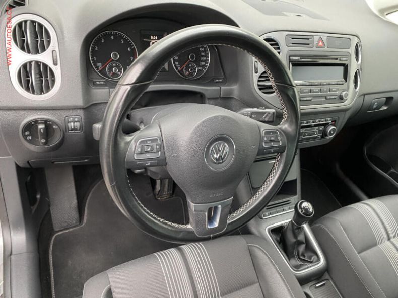 Volkswagen Golf - hlavní fotka