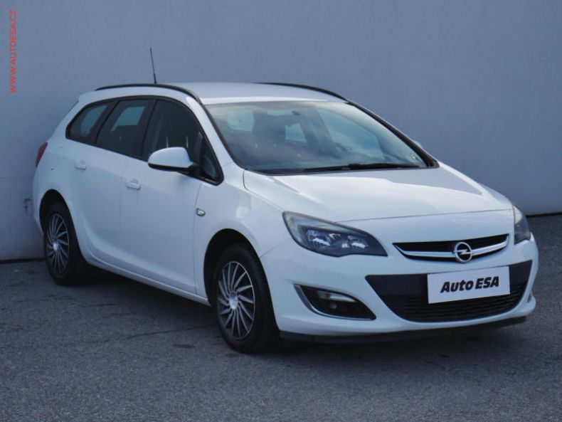 Opel Astra - hlavní foto