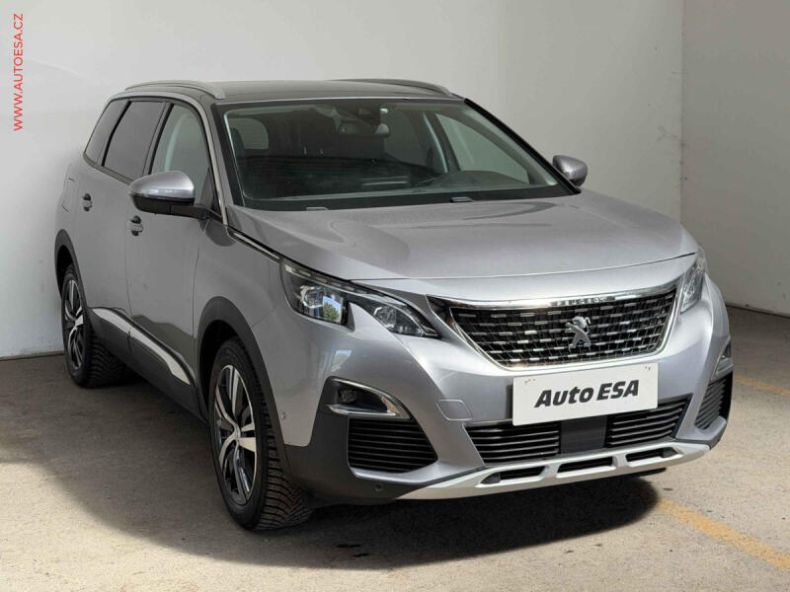 Peugeot 5008 - hlavní foto