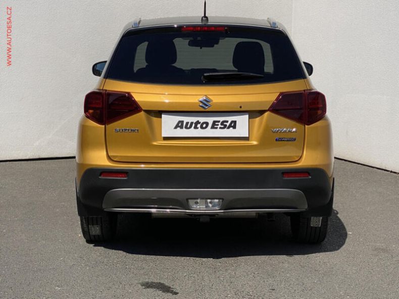 Suzuki Vitara - hlavní fotka