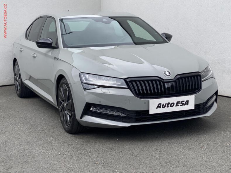Škoda Superb - hlavní fotka