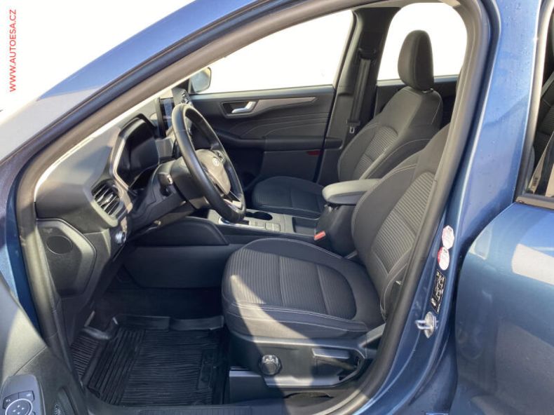 Ford Kuga - hlavní fotka