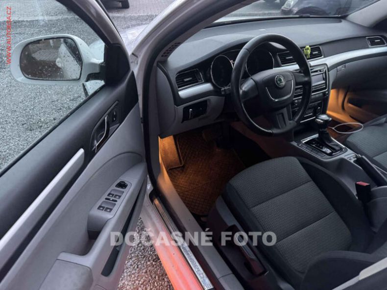 Škoda Superb - hlavní fotka