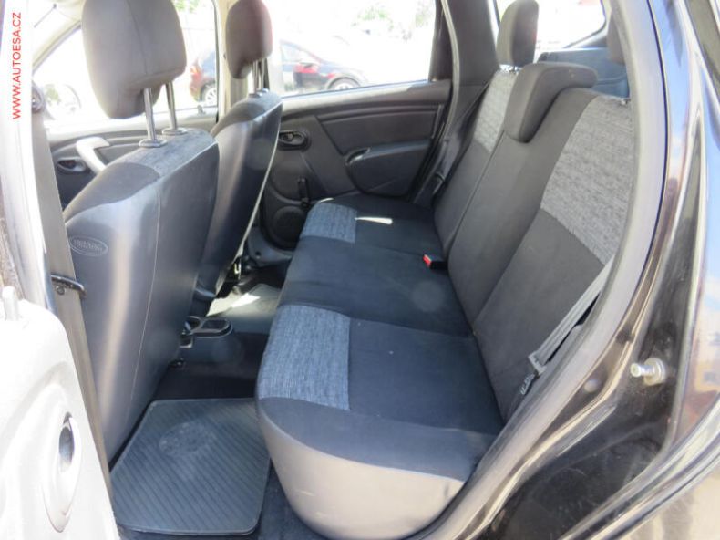 Dacia Duster - hlavní fotka