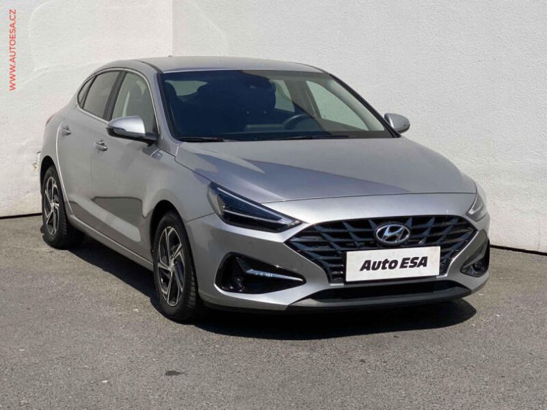Hyundai i30 - hlavní foto