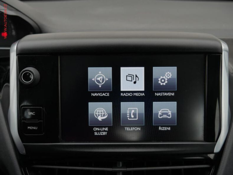 Peugeot 208 - hlavní fotka