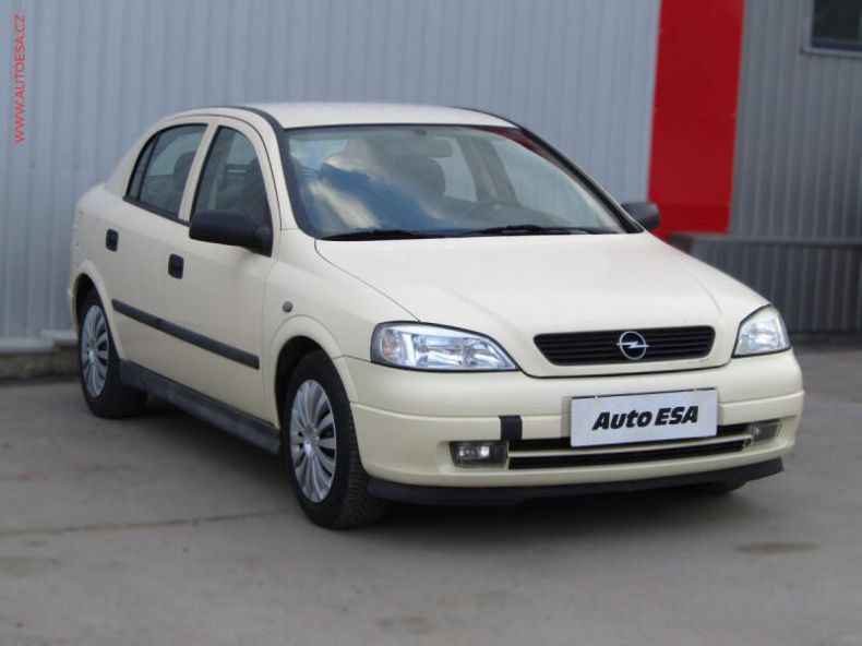 Opel Astra - hlavní fotka inzerátu