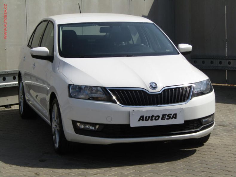 Škoda Rapid - hlavní foto