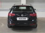 Volkswagen Passat - fotka číslo 4