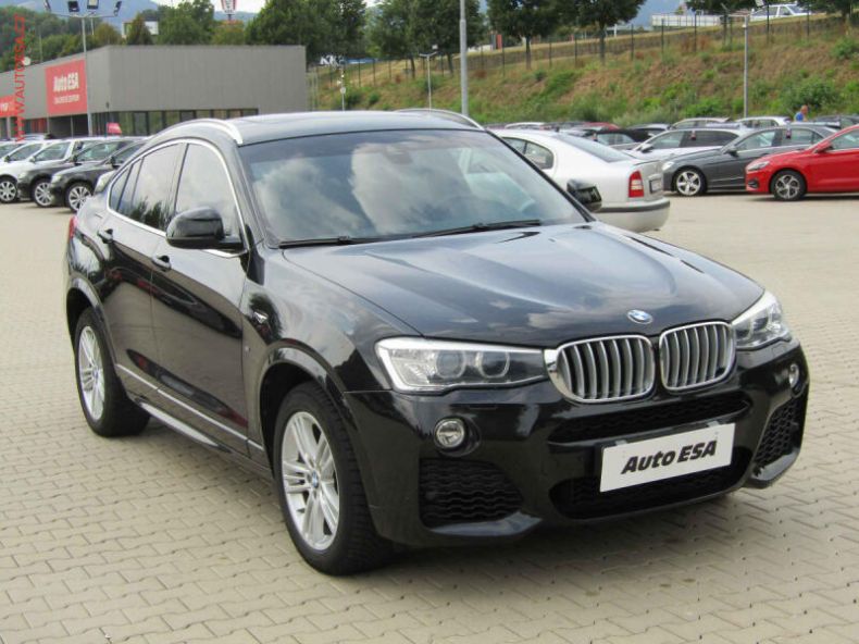 BMW X4 - hlavní foto