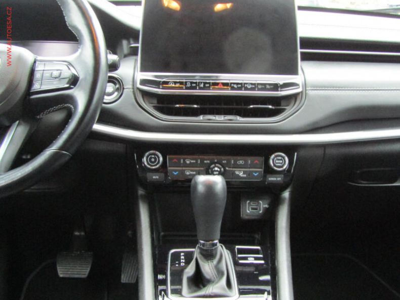 Jeep Compass - hlavní fotka