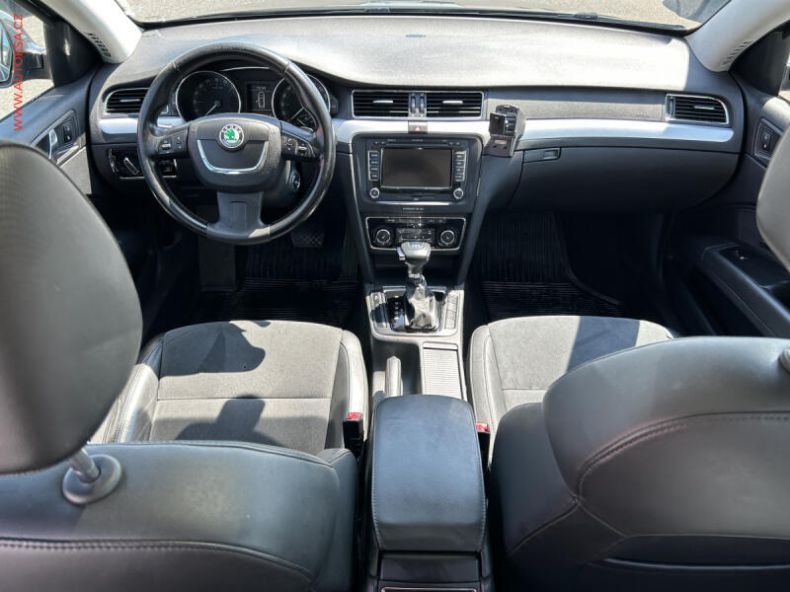 Škoda Superb - hlavní fotka