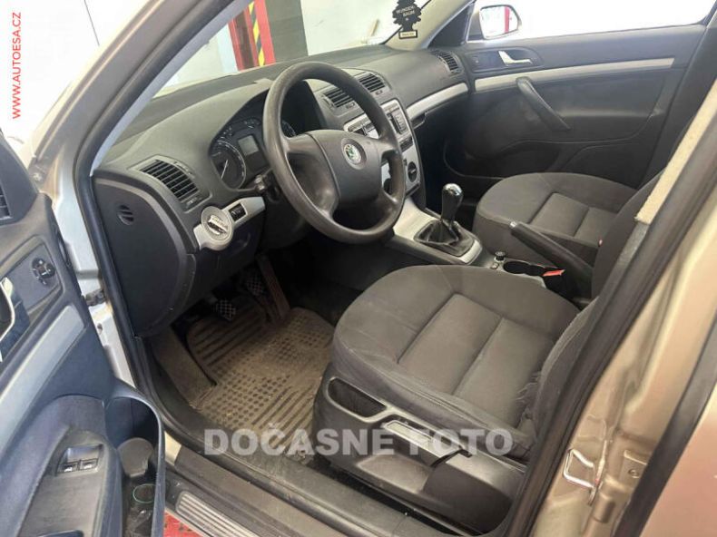 Škoda Octavia - hlavní fotka
