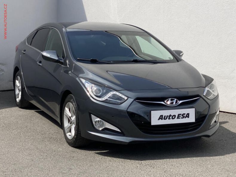 Hyundai i40 - hlavní foto