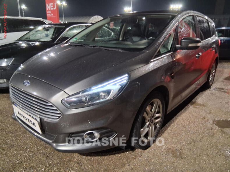 Ford S-MAX - hlavní fotka inzerátu