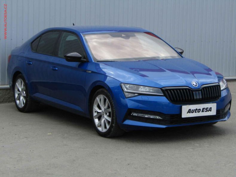 Škoda Superb - hlavní foto