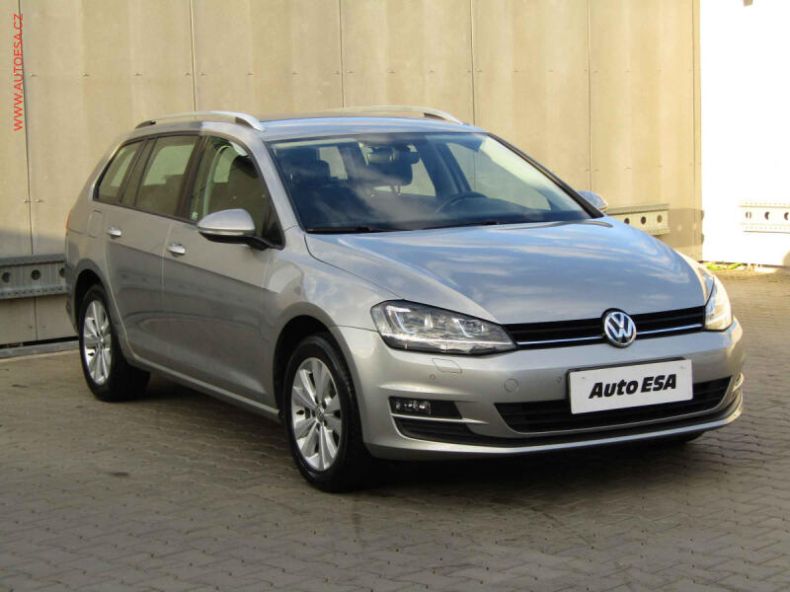 Volkswagen Golf - hlavní foto