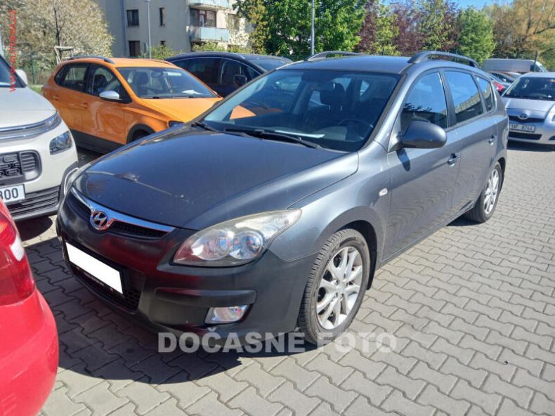 Hyundai i30 - hlavní fotka inzerátu