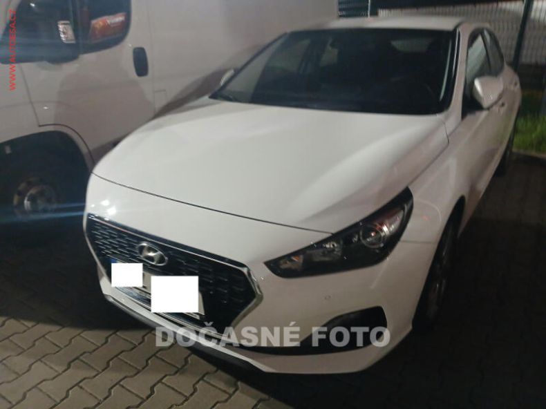 Hyundai i30 - hlavní foto
