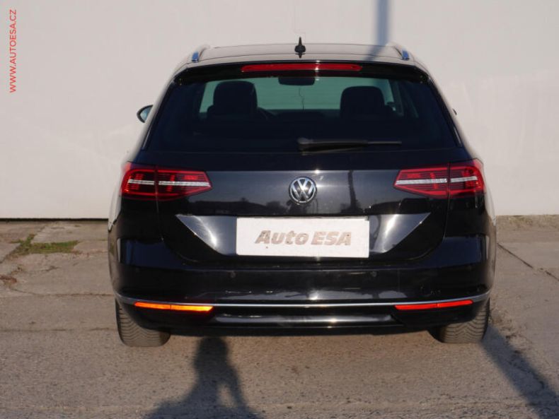 Volkswagen Passat - hlavní fotka