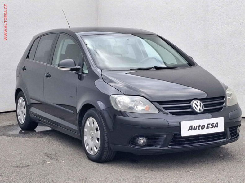 Volkswagen Golf - hlavní foto