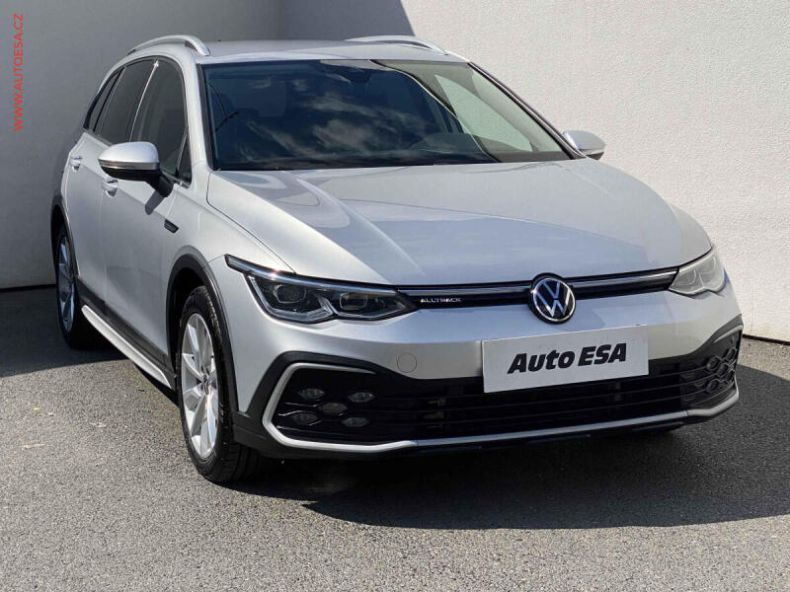 Volkswagen Golf - hlavní foto