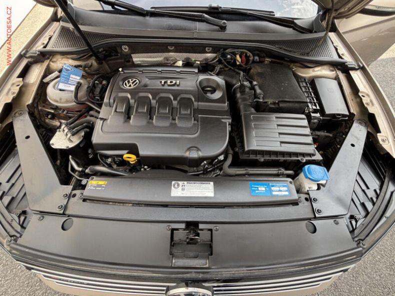 Volkswagen Passat - hlavní fotka