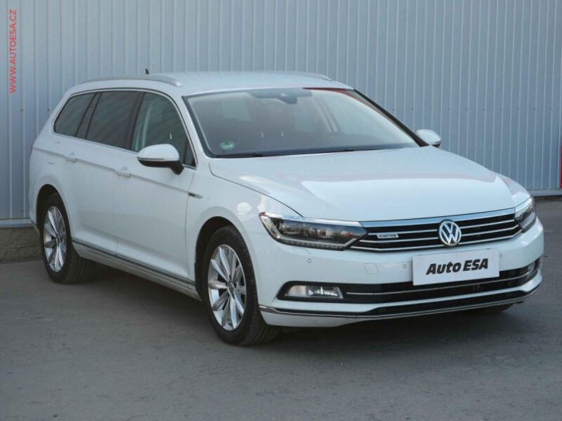 Volkswagen Passat - hlavní foto