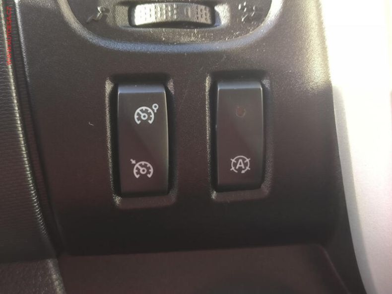 Opel Vivaro - hlavní fotka