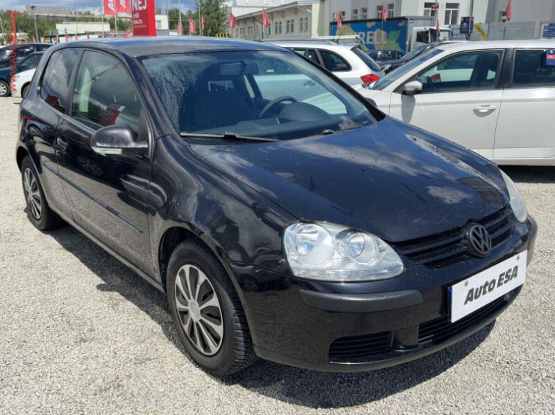 Volkswagen Golf - hlavní foto