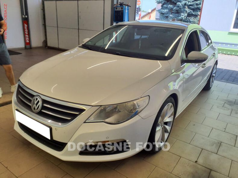 Volkswagen Passat - hlavní fotka inzerátu