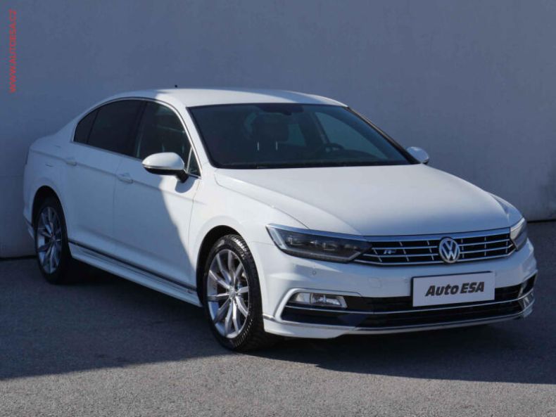 Volkswagen Passat - hlavní foto