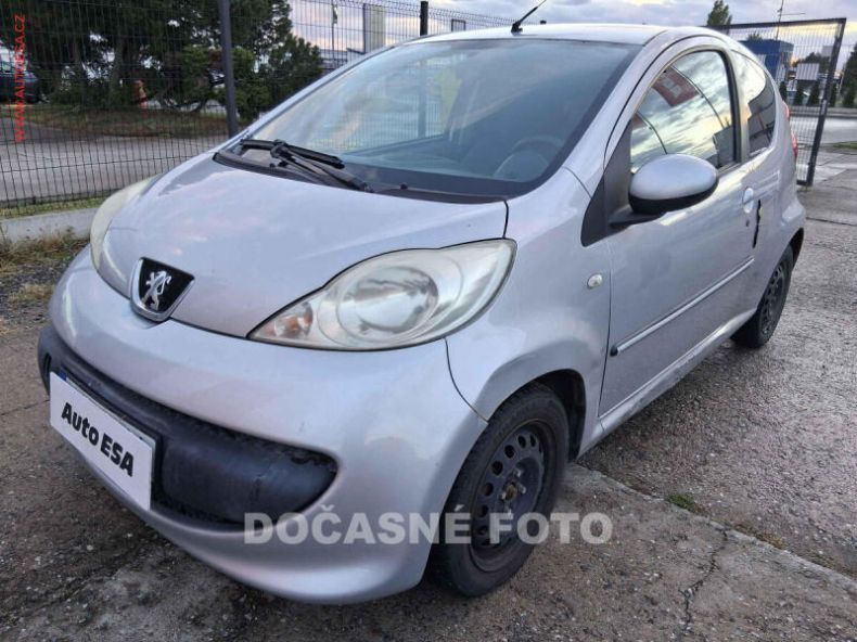 Peugeot 107 - hlavní fotka inzerátu
