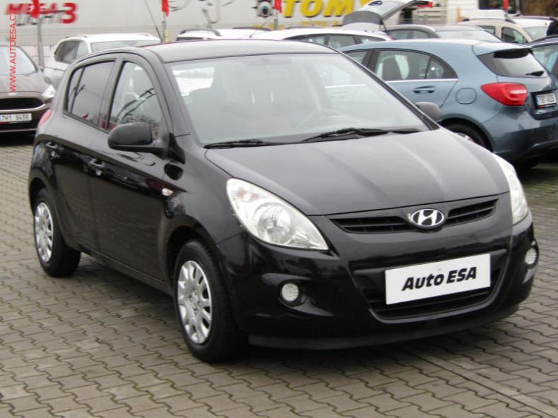 Hyundai i20 - hlavní foto