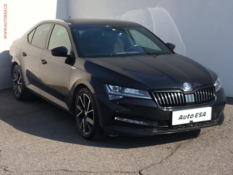 Škoda Superb - hlavní foto