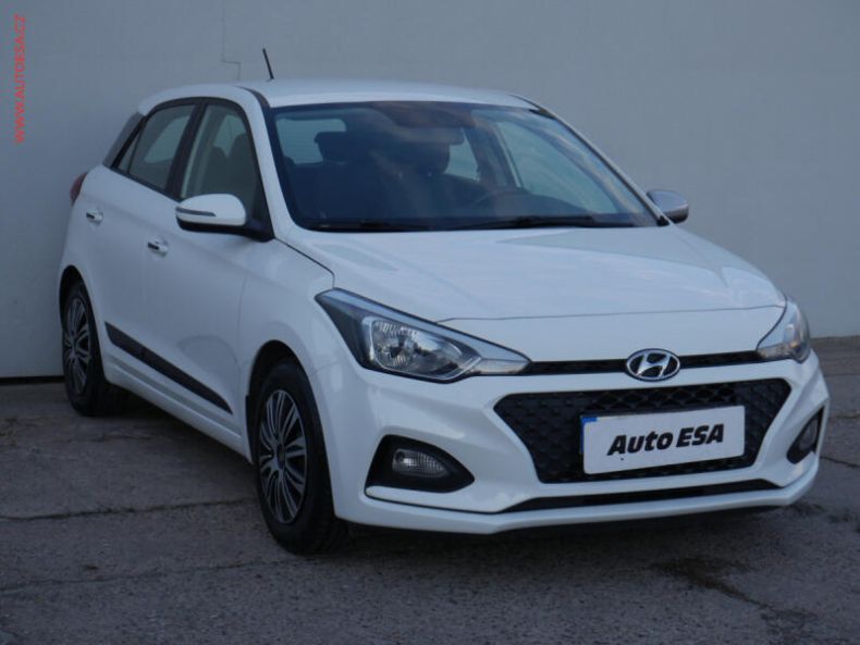 Hyundai i20 - hlavní foto