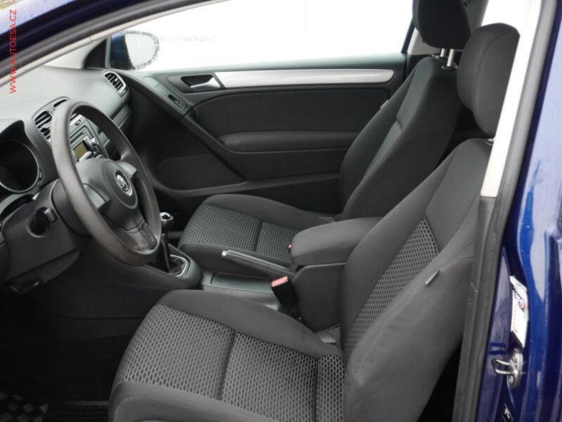 Volkswagen Golf - hlavní fotka