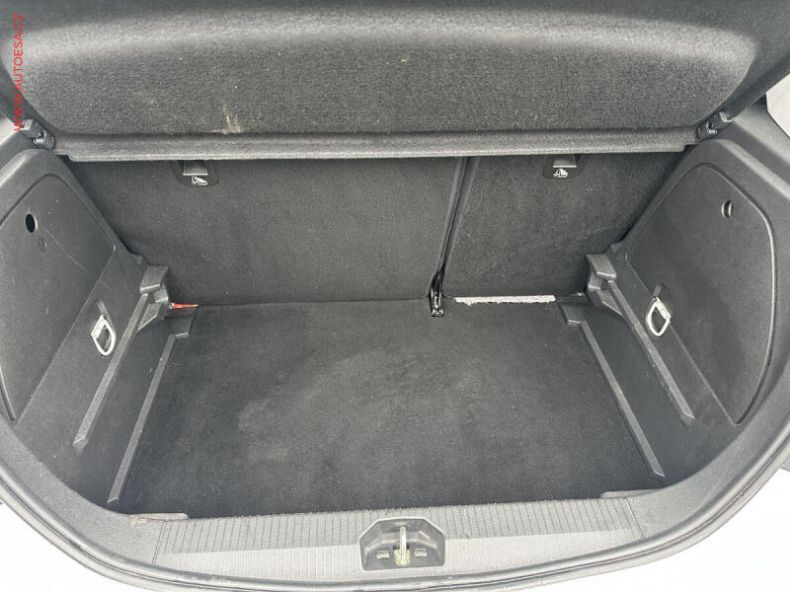 Opel Corsa - hlavní fotka