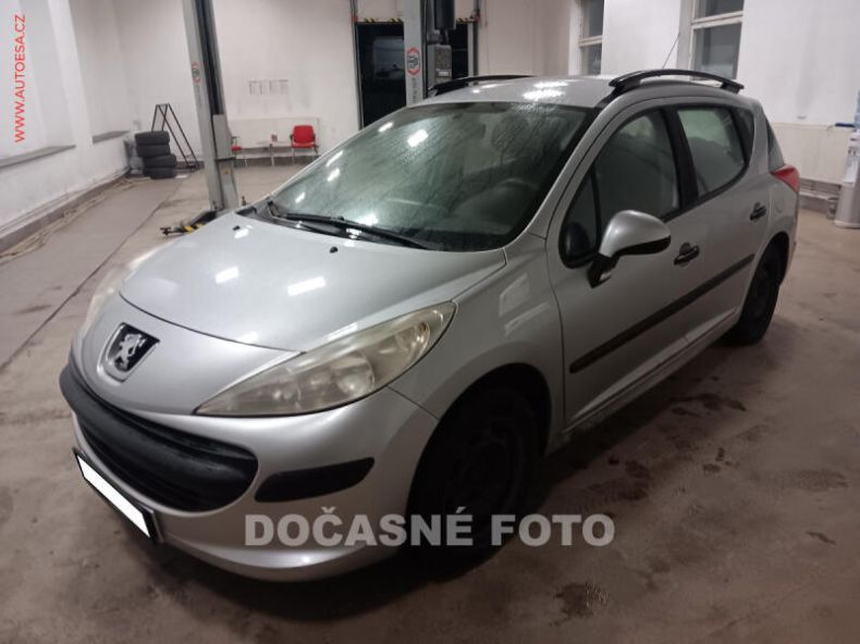 Peugeot 207 - hlavní foto