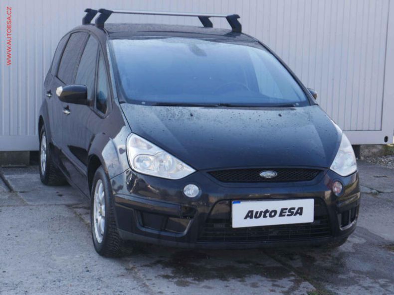 Ford S-MAX - hlavní fotka inzerátu